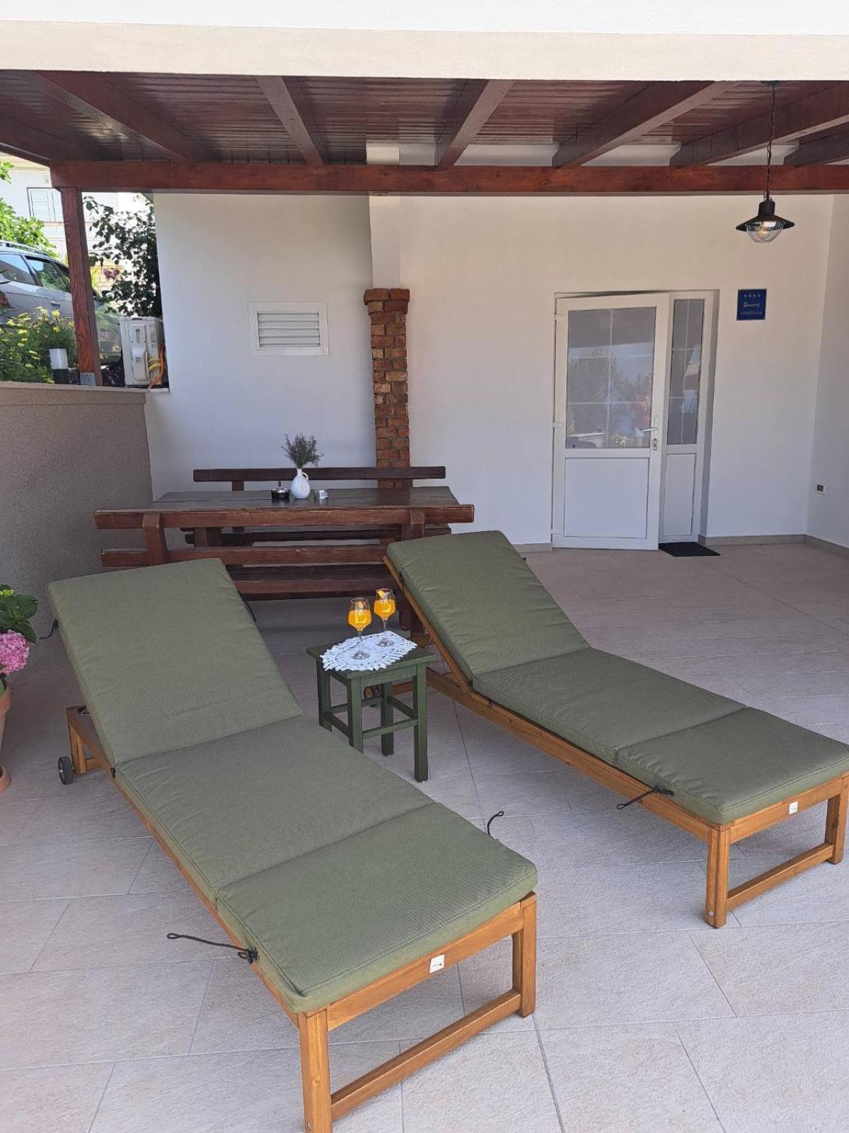 Apartments Tinjarosa Mundanije Room photo